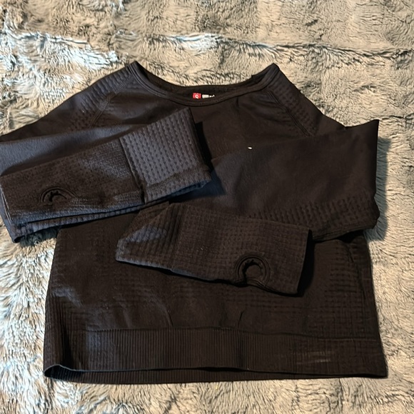 Gymshark, long sleeve crop. - Picture 3 of 5